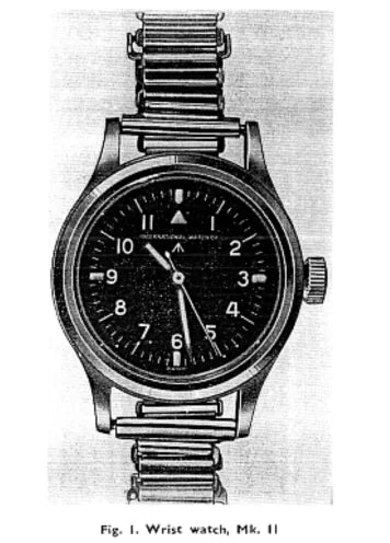 A-17 U.S 1950s Korean War Pattern Automatic Military Watch with Shatter and Scratch Resistant Box Sapphire Crystal on a Retro Stainless Steel