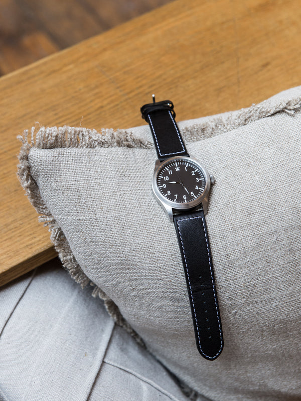 MWC 1940s Pattern Classic 46mm Limited Edition XL Military Pilots Watch with Sapphire Crystal - With Plain Caseback Suitable for Engraving - Ex Display Watch from a Trade Show Save 50%!