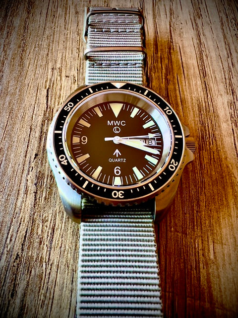 MWC 1999-2001 Pattern Quartz Day/Date Military Divers Watch with Stainless Steel Case and Sapphire Crystal - Ex Photographic Sample