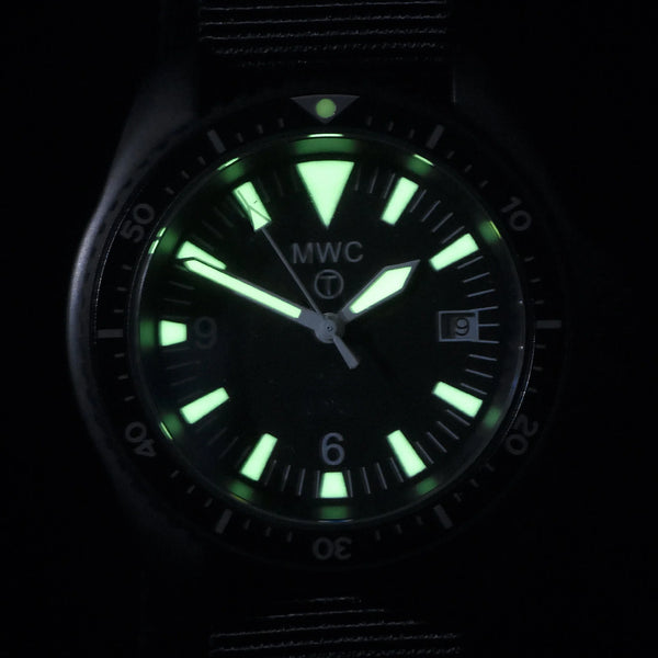 Rare Original MWC 2001 Stainless Steel Quartz Military Divers Watch (Unused and Unissued)