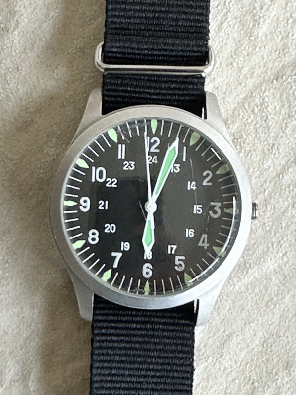 MWC GG-W-113 Classic 1960s/70s U.S Pattern Vietnam War Issue Watch with a Hybrid Mechanical/Quartz Hybrid Movement and 100m Water Resistance - Needs a New Crown