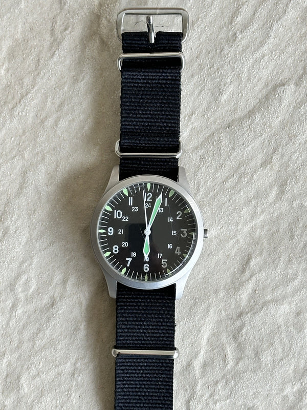 MWC GG-W-113 Classic 1960s/70s U.S Pattern Vietnam War Issue Watch with a Hybrid Mechanical/Quartz Hybrid Movement and 100m Water Resistance - Needs a New Crown