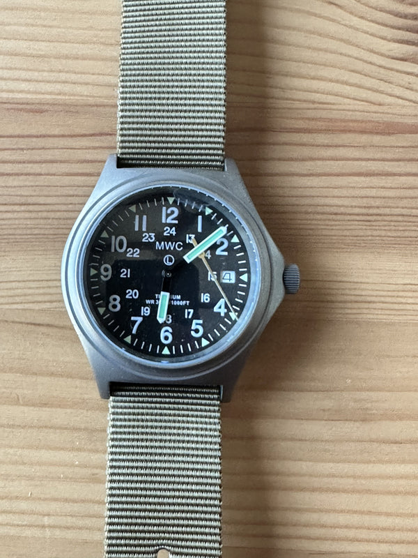 MWC Titanium General Service Watch, 300m Water Resistant, 10 Year Battery Life, Luminova, Sapphire Crystal and 12/24 Dial Format - Second Hand Needs Resetting