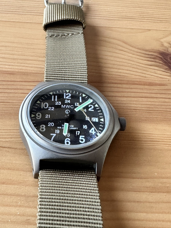 MWC Titanium General Service Watch, 300m Water Resistant, 10 Year Battery Life, Luminova, Sapphire Crystal and 12/24 Dial Format - Second Hand Needs Resetting