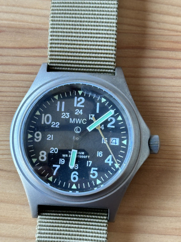 MWC Titanium General Service Watch, 300m Water Resistant, 10 Year Battery Life, Luminova, Sapphire Crystal and 12/24 Dial Format - Second Hand Needs Resetting