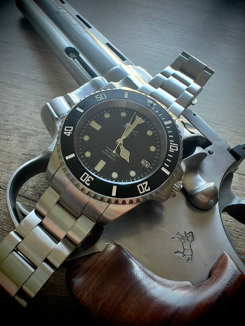 MWC 24 Jewel 300m Automatic Military Divers Watch on Steel Bracelet - Looks Brand New and Running but might need Regulating or a check over