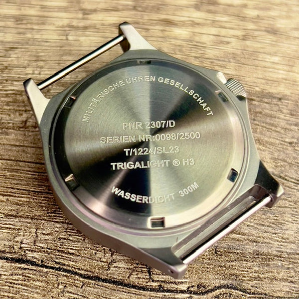 Titanium G10 Military Watch with 300m Water Resistance, Sapphire Crystal, 10 Year Battery Life and GTLS Tritium Illumination - Ex Display Watch from the 2025 Shot Show Half Normal Price to Clear - Location EU