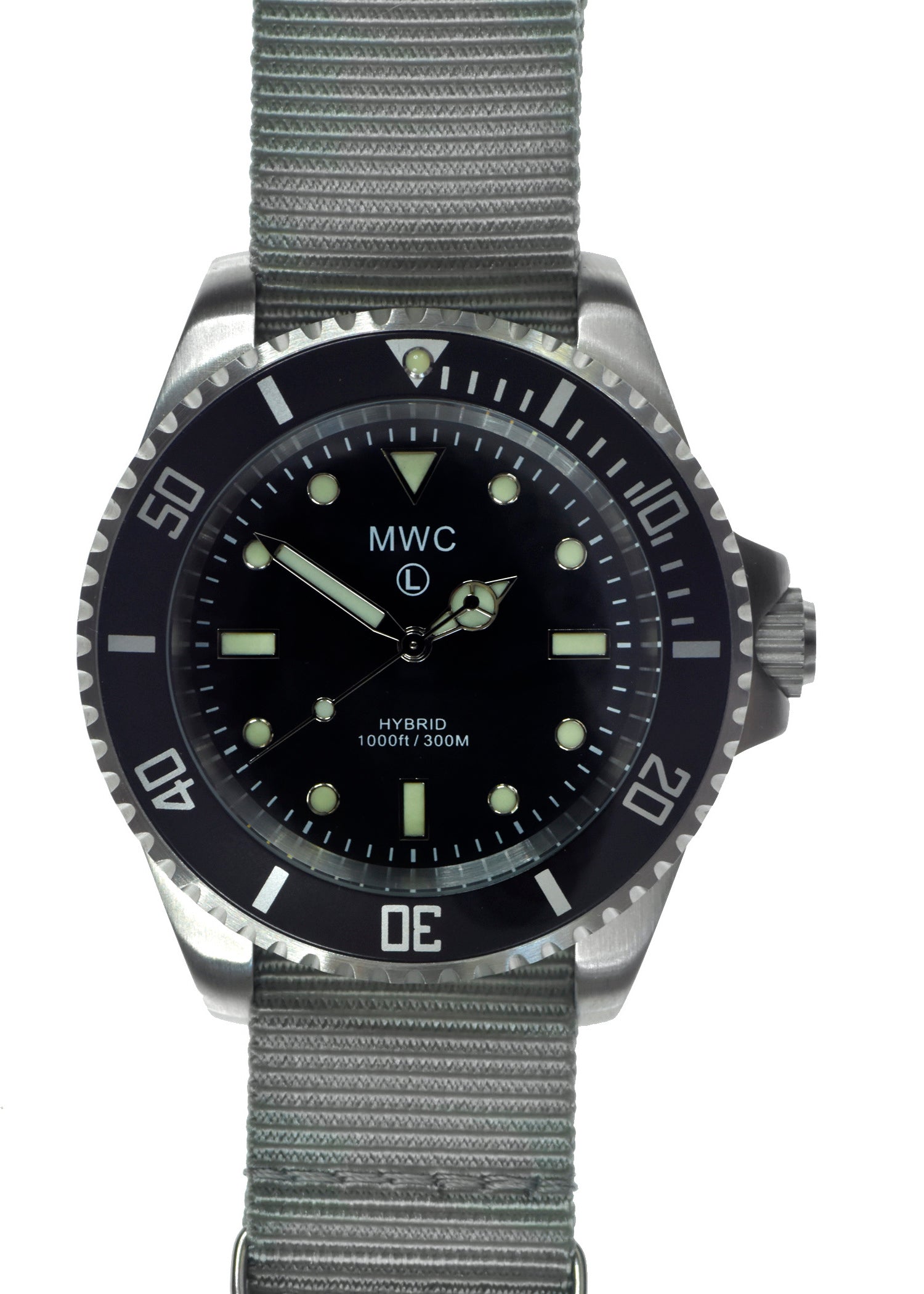 MWC 300m / 1000ft Stainless Steel Mechanical/Quartz Hybrid Military Divers Watch with Sweep Secondhand - Brand New Ex Display Watch from the 2023 Seoul International Aerospace & Defense Exhibition (ADEX) Needs a New Battery