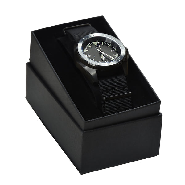 MWC Heavy Duty 300m Military Divers Watch in PVD Steel Case with Sapphire Crystal and Ceramic Bezel (Quartz)