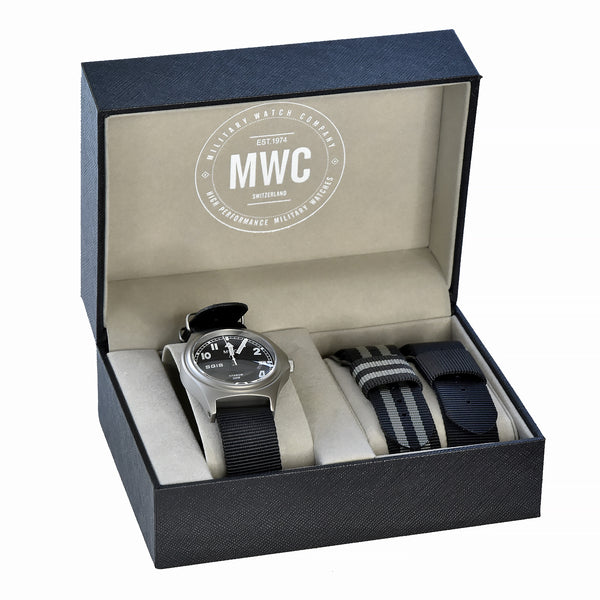 Brand New Current Pattern MWC Watch Box which takes one watch and two additional straps