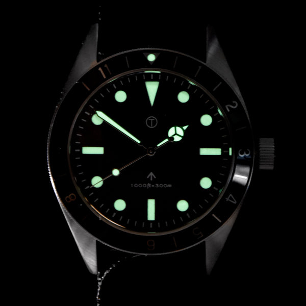 MWC Classic 1960s Pattern Divers Watch with Luminova Luminous Paint and a Hybrid Mechanical/Quartz Movement on a Matching Steel Bracelet
